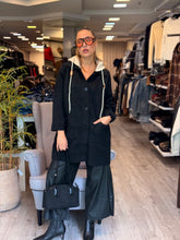 ג׳קט סריג ארוך