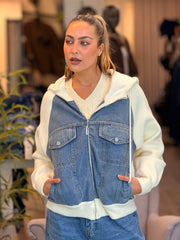 ג׳קט ג׳ינס בשילוב סריג