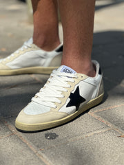 סניקרס כוכב