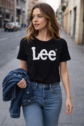 בייסיק LEE