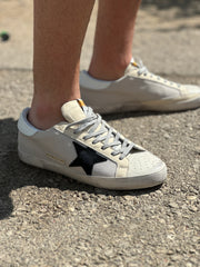 סניקרס כוכב