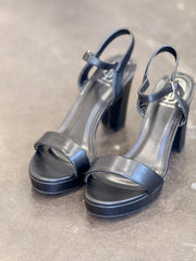 סנדל פלטפורמה