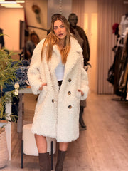 ג׳קט פרווה ארוך