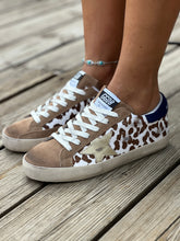 סניקרס כוכב מנומר