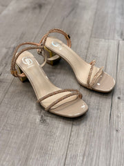 סנדל עקב מרובע