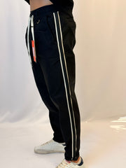 מכנס פסים בצדדים