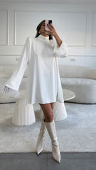 שמלה חוטים לבן