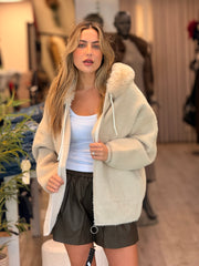 ג׳קט כובע פרווה