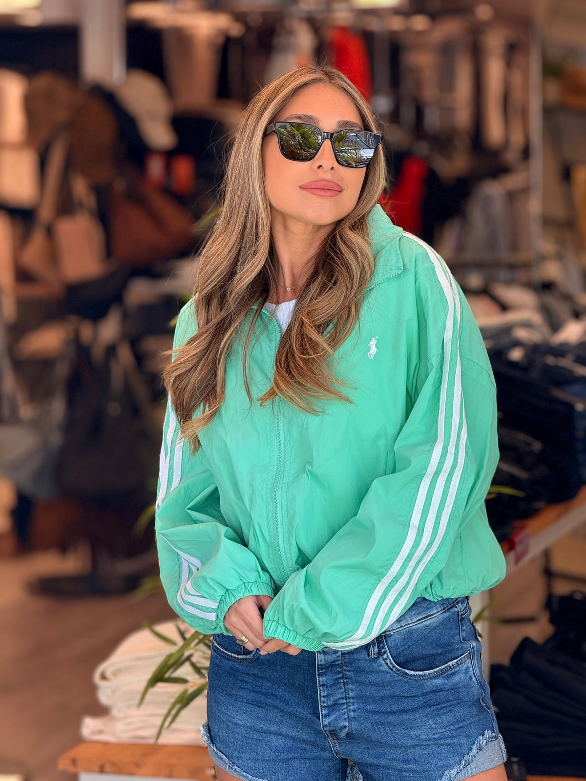 ג׳קט ניילון