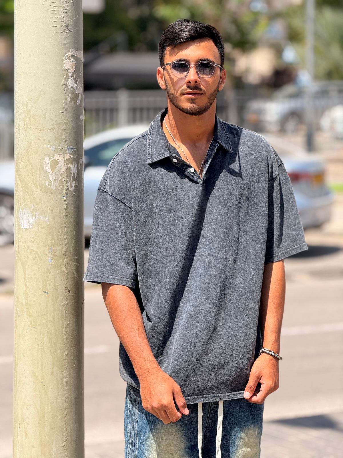 חולצה צווארון