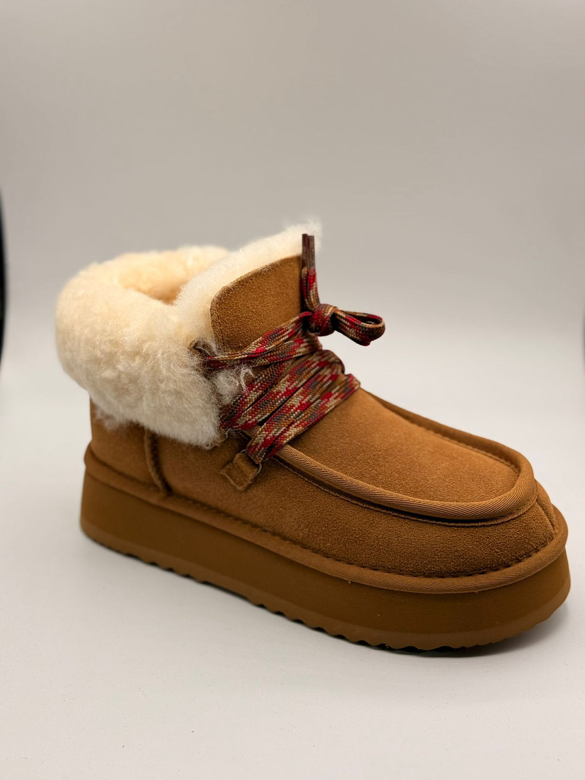 מגפון פרווה שרוך